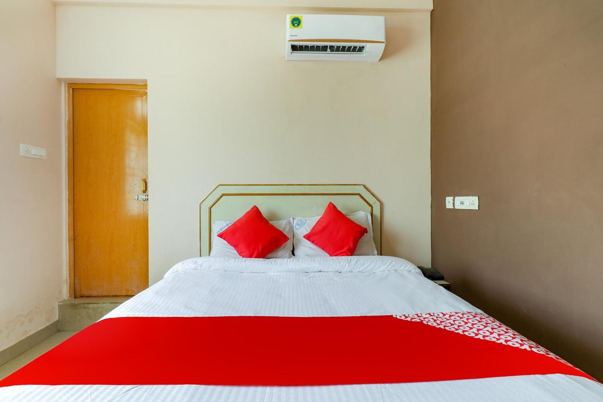 โอโย 70557 รอยัล ไพรด์ Hotel Tallakulam ภายนอก รูปภาพ