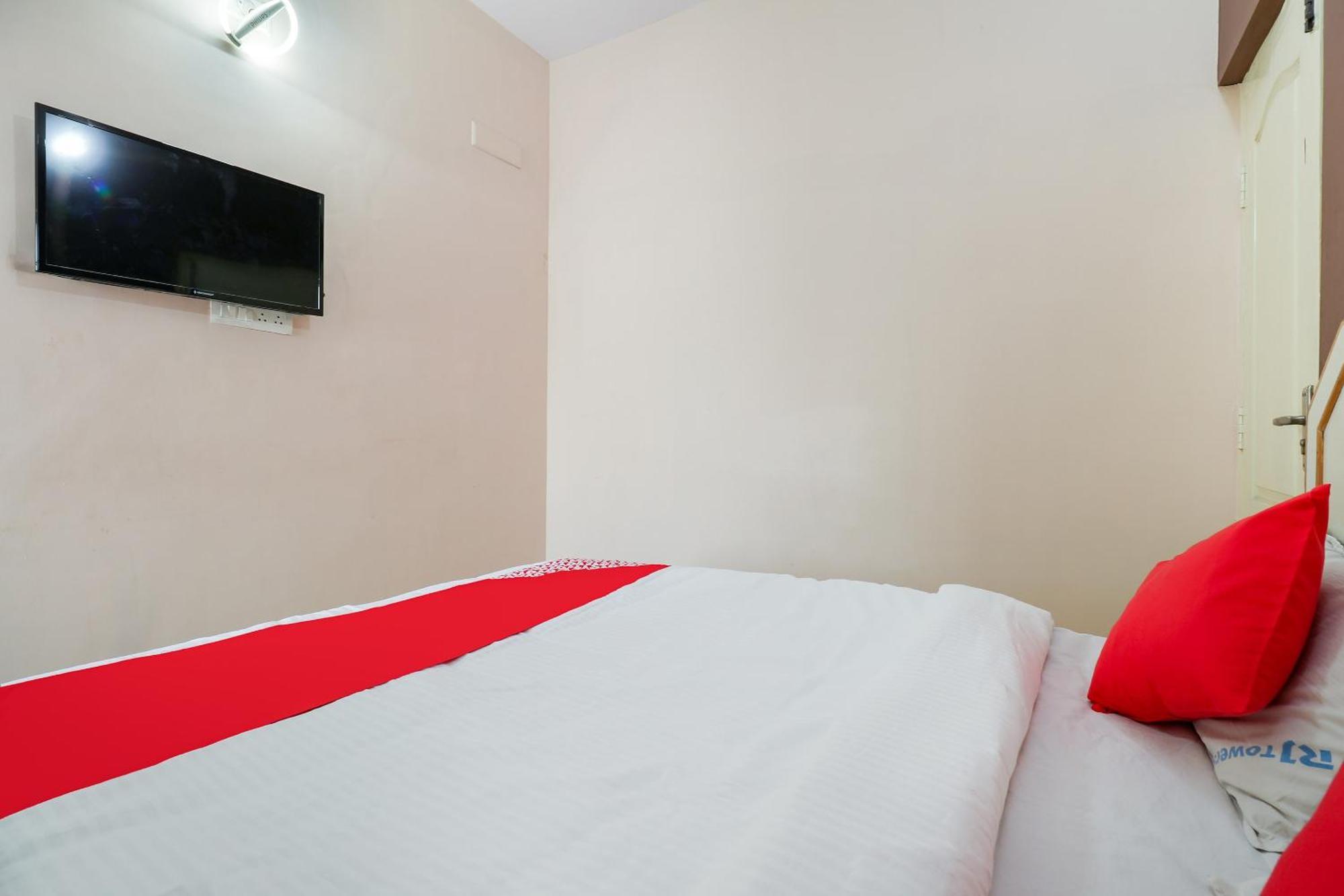 โอโย 70557 รอยัล ไพรด์ Hotel Tallakulam ภายนอก รูปภาพ
