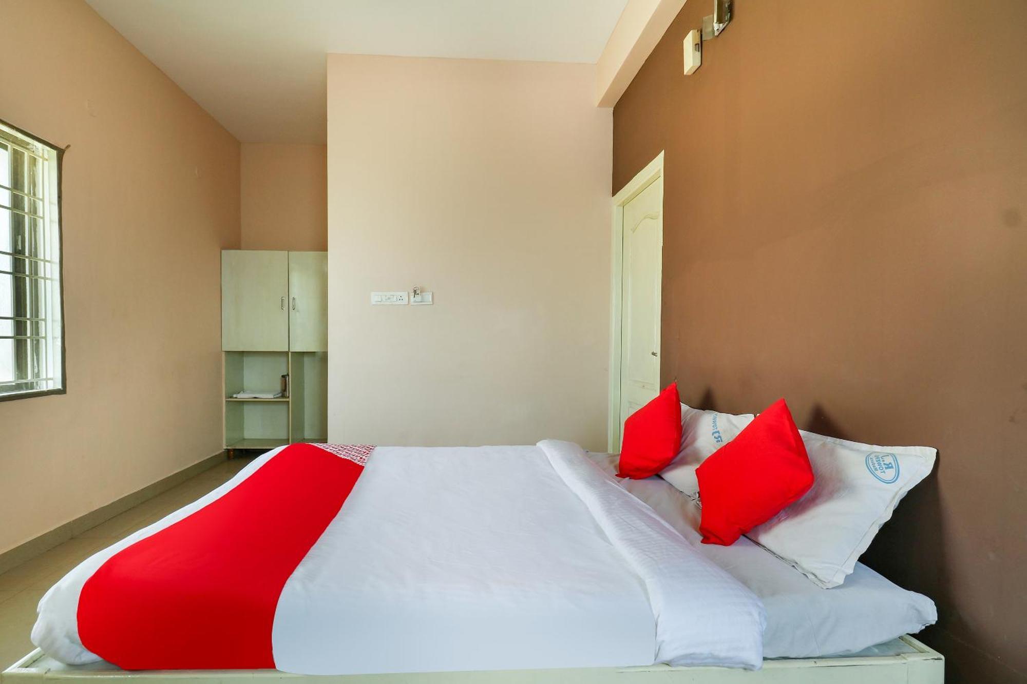 โอโย 70557 รอยัล ไพรด์ Hotel Tallakulam ภายนอก รูปภาพ